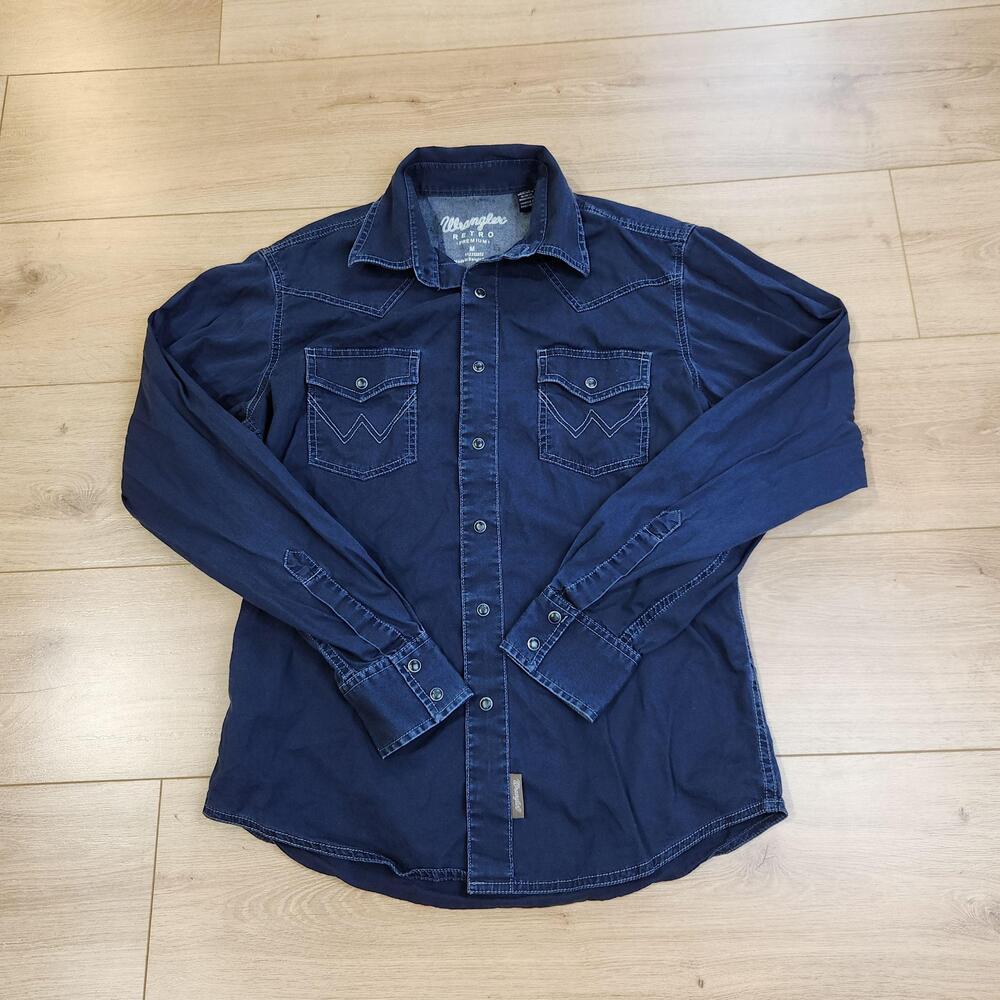Wrangler Retro Western Shirt Mens Medium Blue Solid Denim Snap Long Sleeve